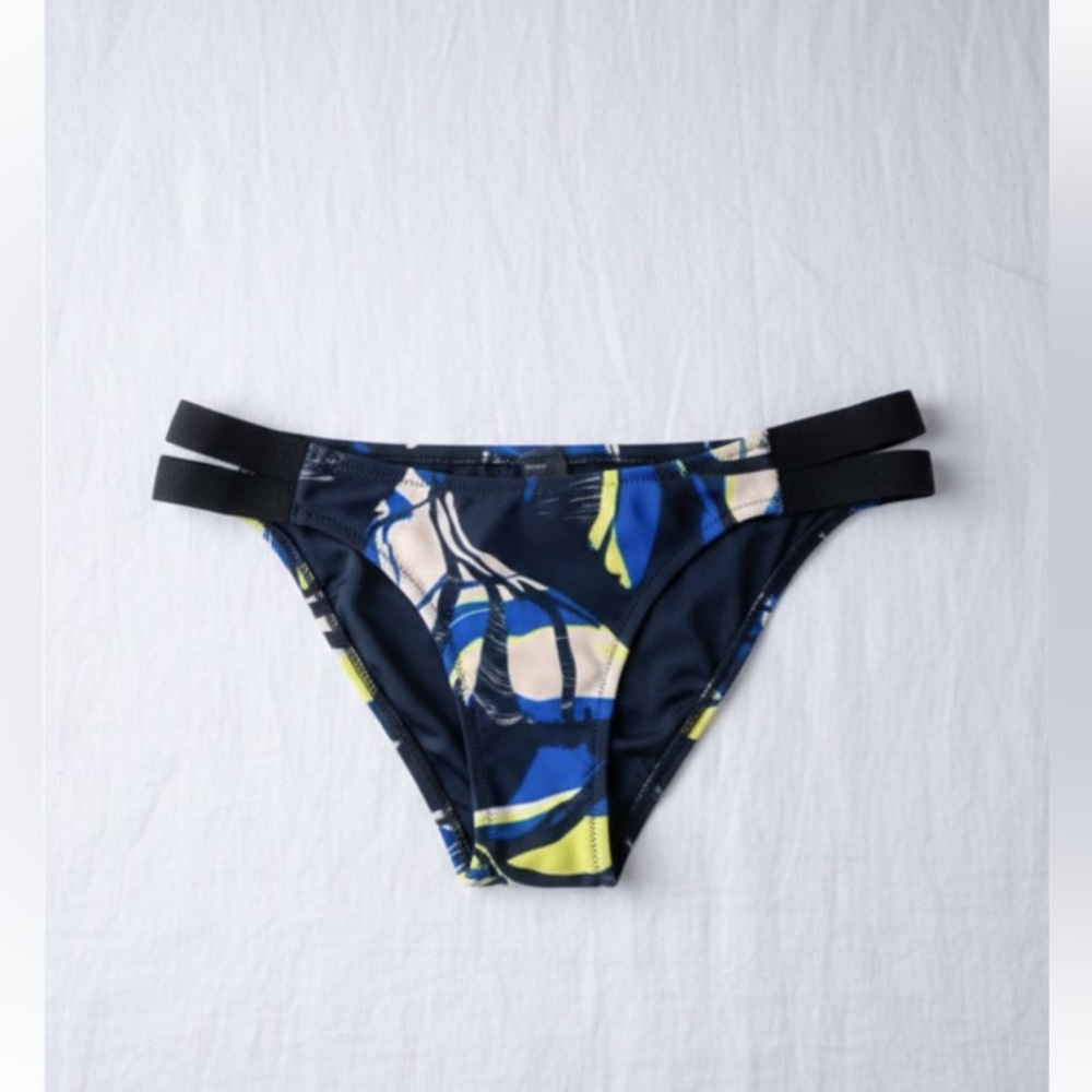 VOLCOM Women’s Tropical Bikini Bottoms